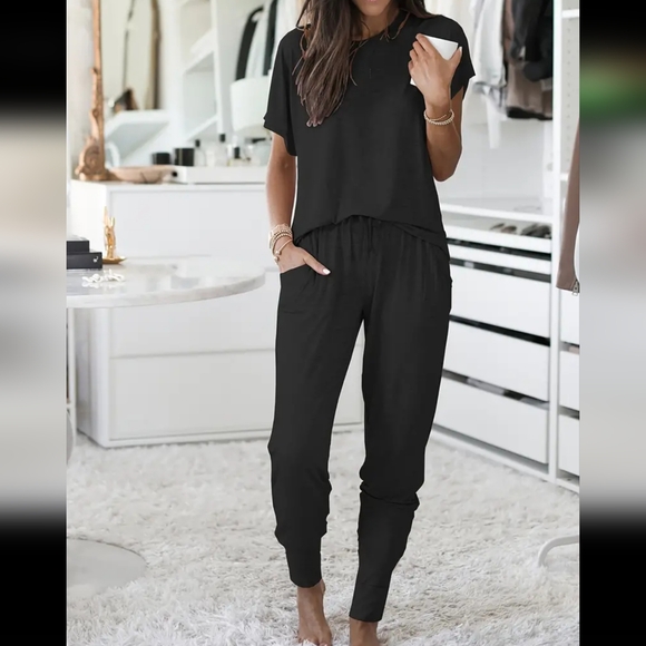 Black 2 Piece Lounge Set - Picture 2 of 6